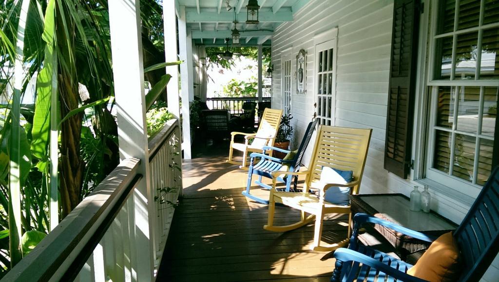 Frances Street Bottle Inn Key West Luaran gambar